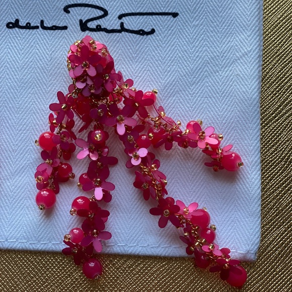 🦚 New Oscar de la Renta Beaded Cascade Drop clip-one earrings - Picture 5 of 14